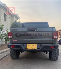 جیپ گلادیەتەر